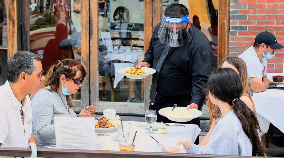 risques covid-19 restaurants