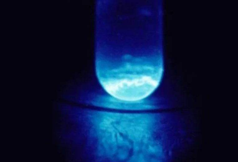 première mesures einsteinium
