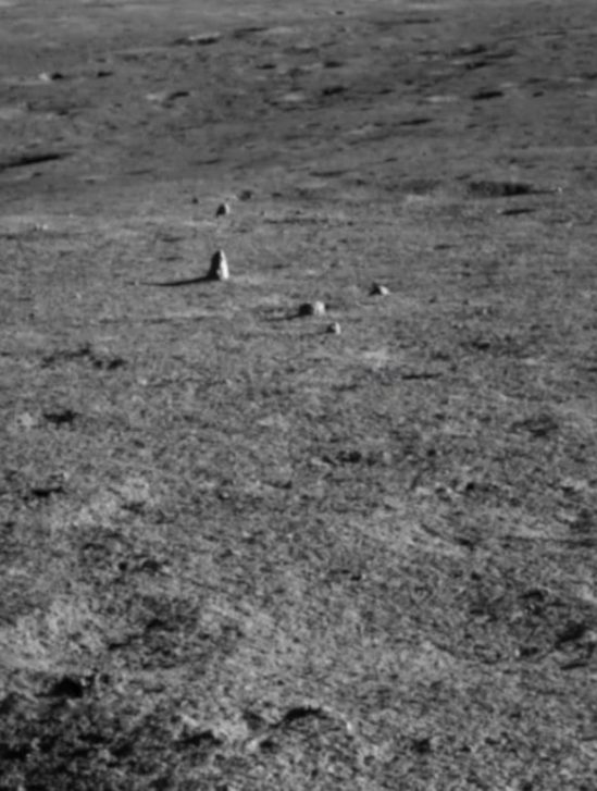roche étrange lune Yutu