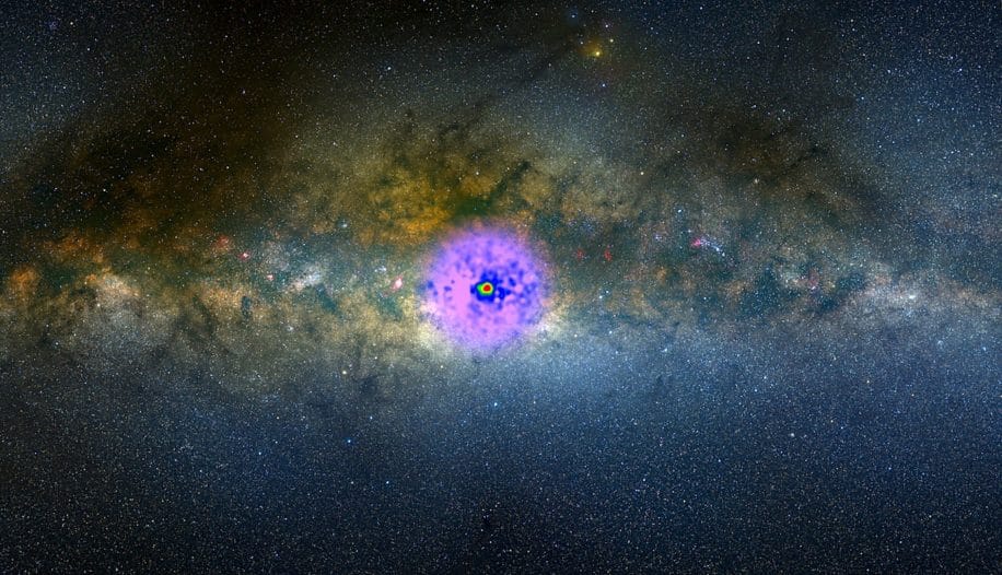 mysterieuse lueur captee centre galaxie pourrait etre due a matiere noire