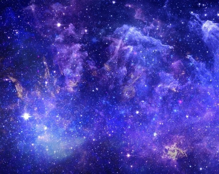 univers moins homogene isotrope que prevu