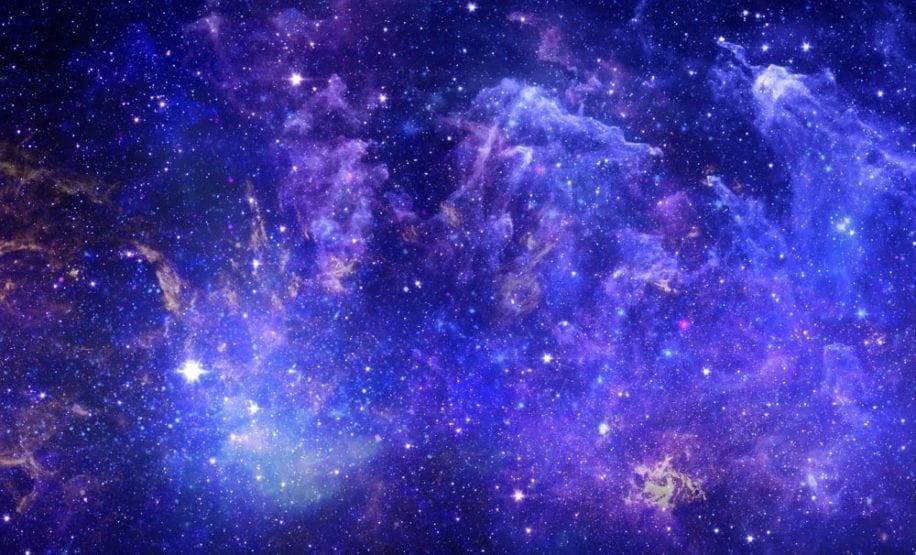 univers moins homogene isotrope que prevu