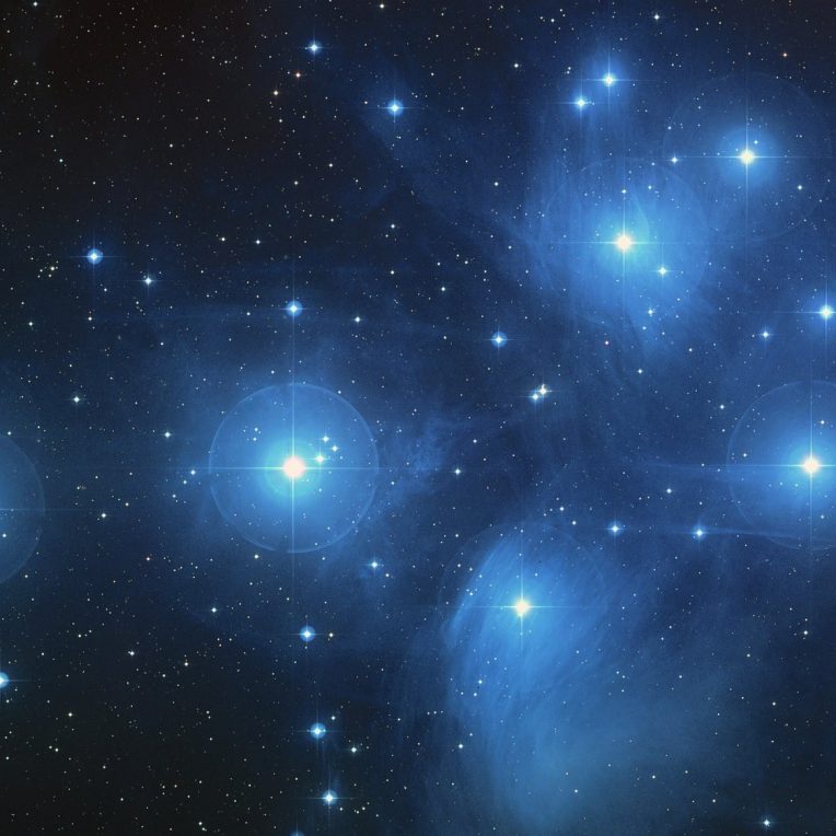 decouverte region etoiles geantes bleues exploser