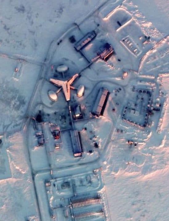 images satellite revelent presence militaire russe sans precedent arctique