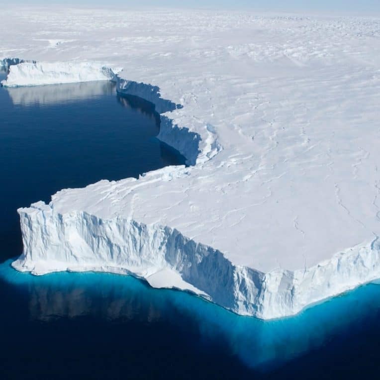 rechauffement climatique tiers plateformes glace antarctique menace effondrer