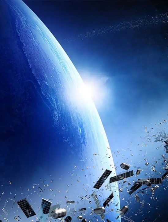 comment petits debris spatiaux causent importants dommages