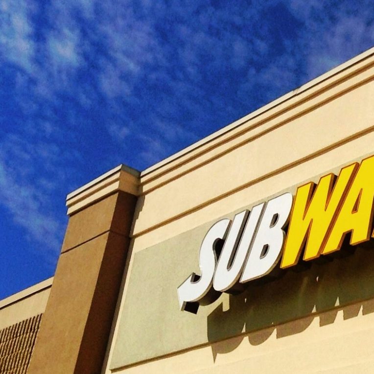 test adn trouve aucune trace thon sandwichs thon subway