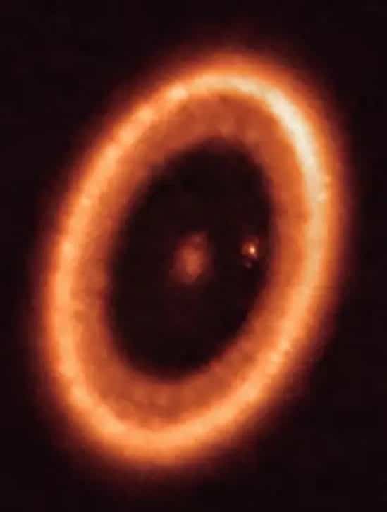 astronomes detectent disque permettant formation lunes autour exoplanete