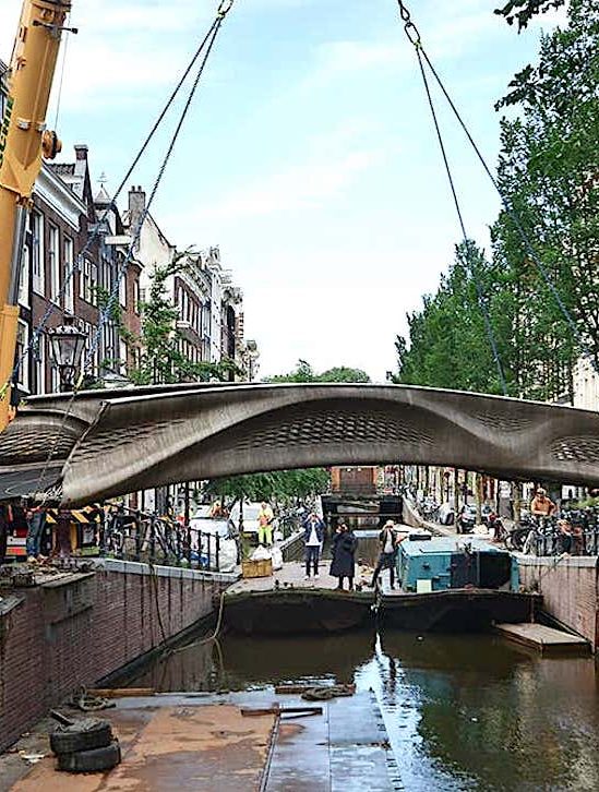 inauguration premier pont acier imprime 3d au monde amsterdam