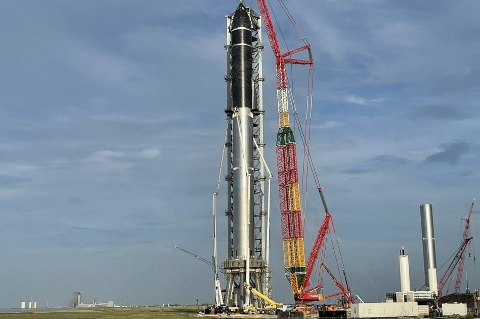 spacex empile starship sommet super heavy