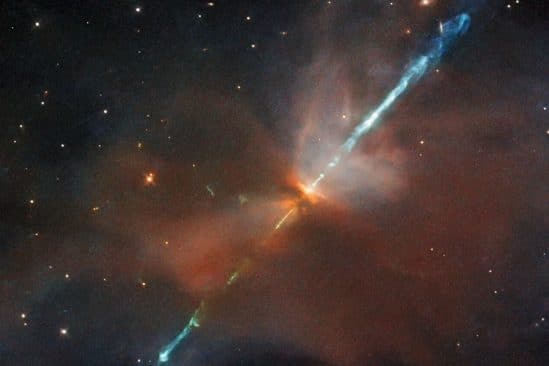 hubble capture image jet astrophysique rare