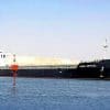 une fois plus navire coince dans canal de suez coral crystal