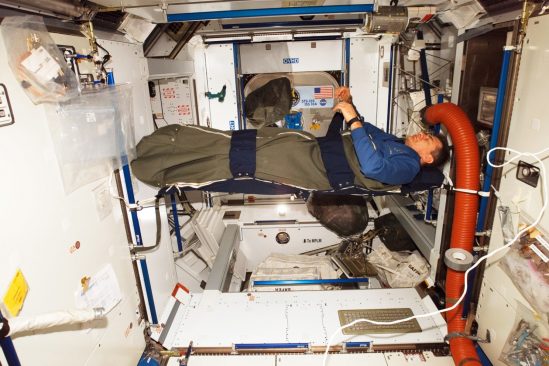 sommeil dormir dans l'espace