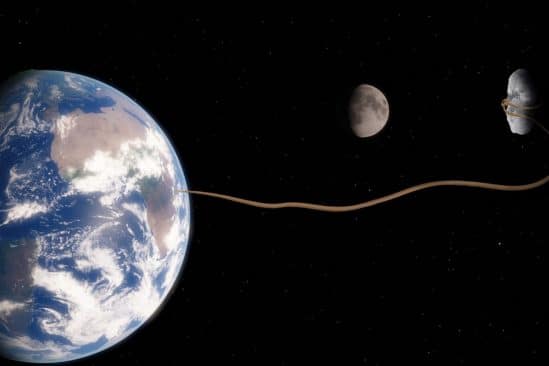 bout lune ejecte suivrait terre comme chien