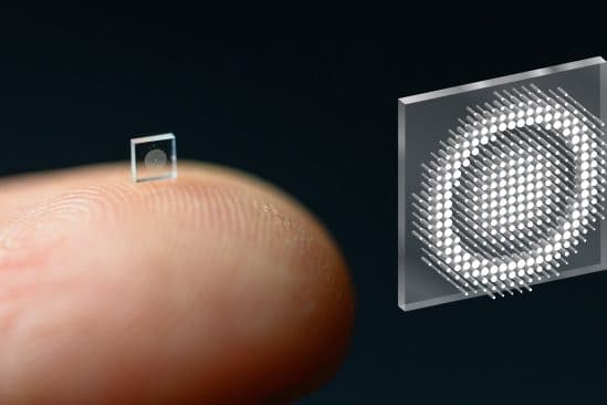 appareil photo taille grain de sel