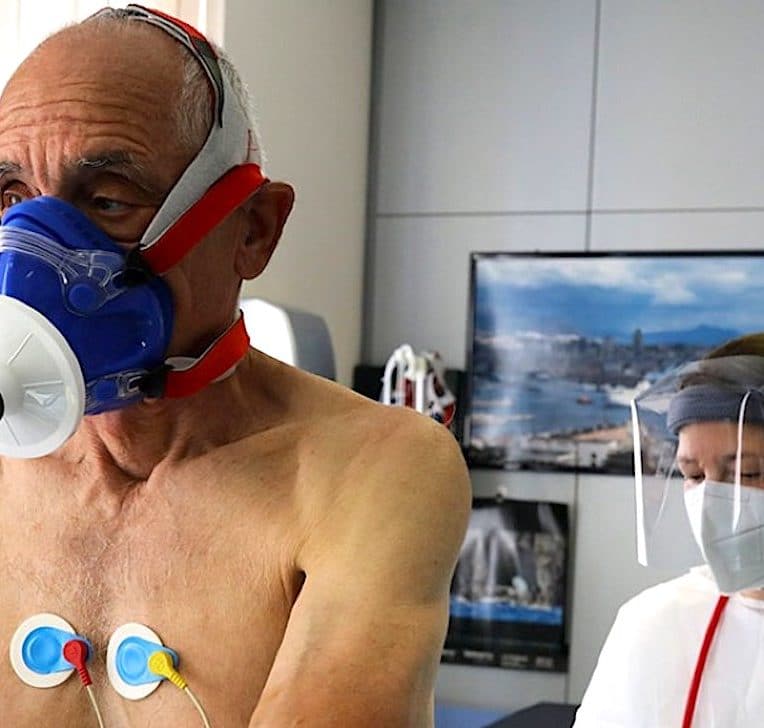 medicament essai traiter fatigue patients covid long