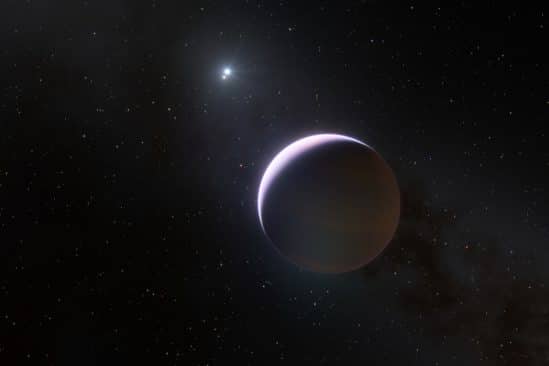 énorme exoplanète étoile binaire massive