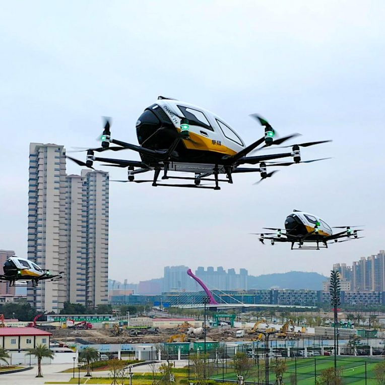 taxi volant sans pilote ehang entree en service quelques mois