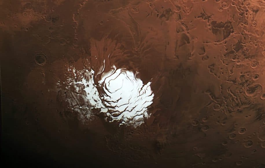 lacs mars seraient constitues roches volcaniques enfouies sous glace