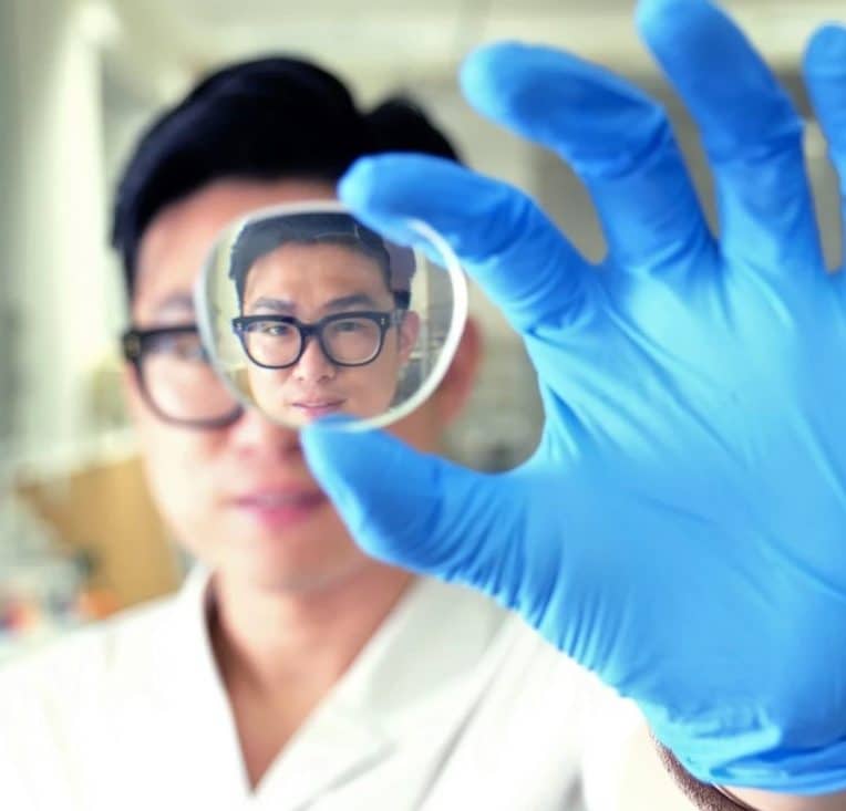 scientifiques developpent revetement anti-buee se nettoie tout seul
