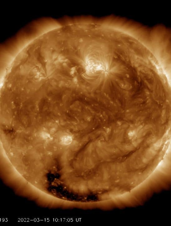eruption solaire tempetes geomagnetiques terre mars 2022