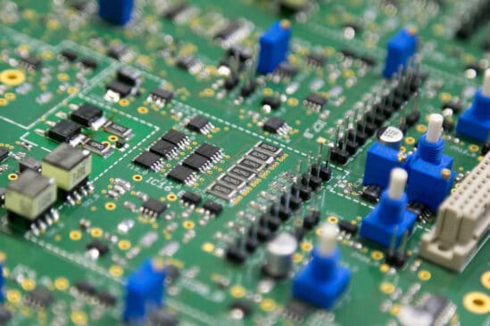 limite vitesse électronique