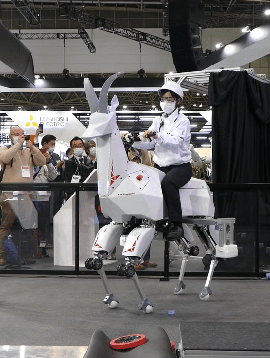 scooter futur chevre robot