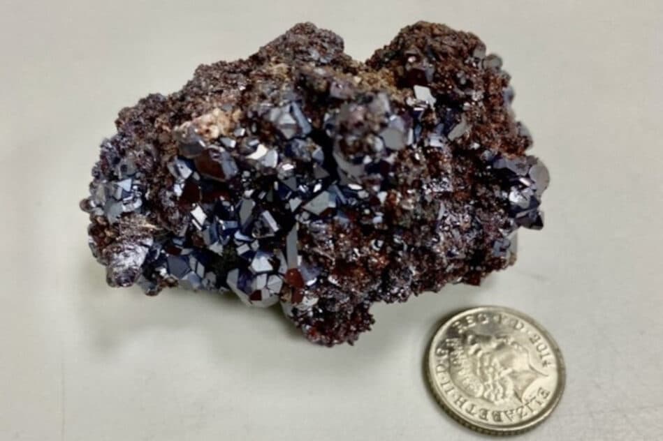 cristal cuprite polaritons Rydberg
