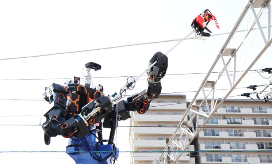 robot geant reparer lignes electriques