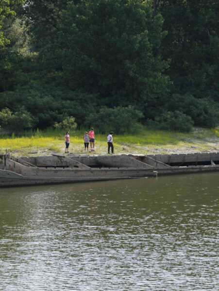sécheresse fleuve pô barge guerre