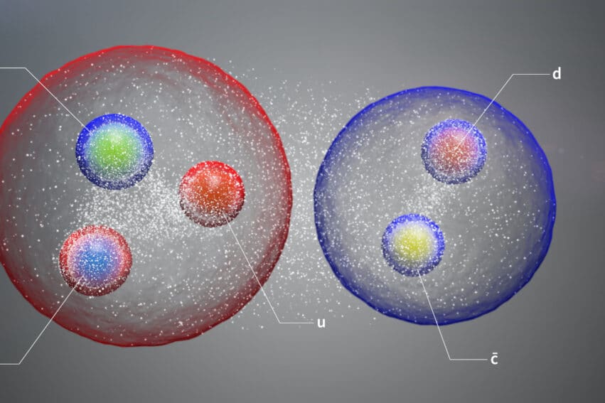 découverte hadrons exotiques LHC