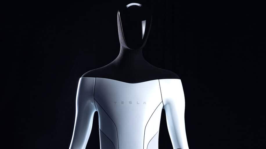 optimus robot humanoïde tesla pret septembre