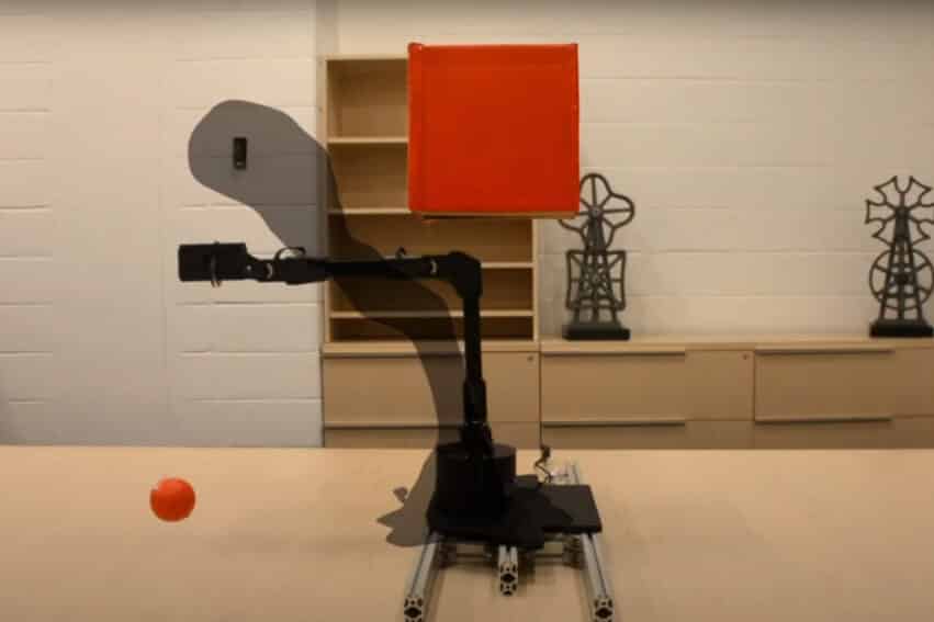 robot conscience schéma corporel