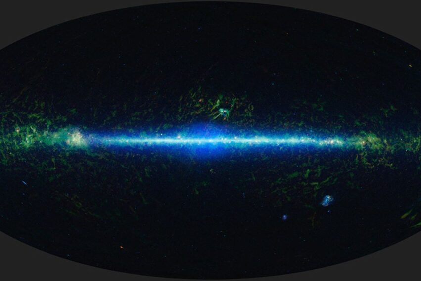 time lapse 12 ans NASA ciel nocturne complet couv