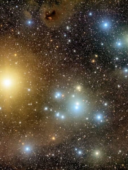 amas stellaire théorie MOND