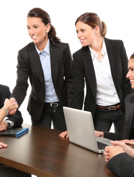 femmes emplois sociaux prestigieux