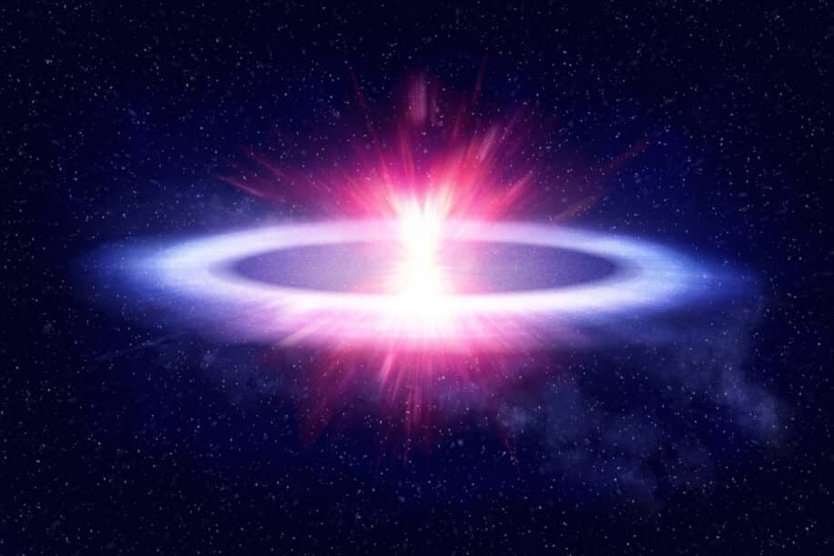 explosion AT2018cow forme aplatie