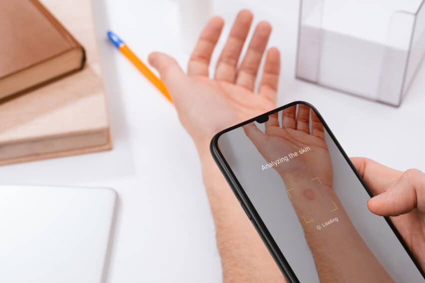 telephone application dermatologie google lens couv