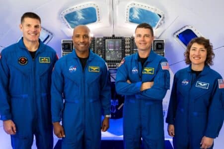 entrainement equipage artemis 2 nasa lune couv