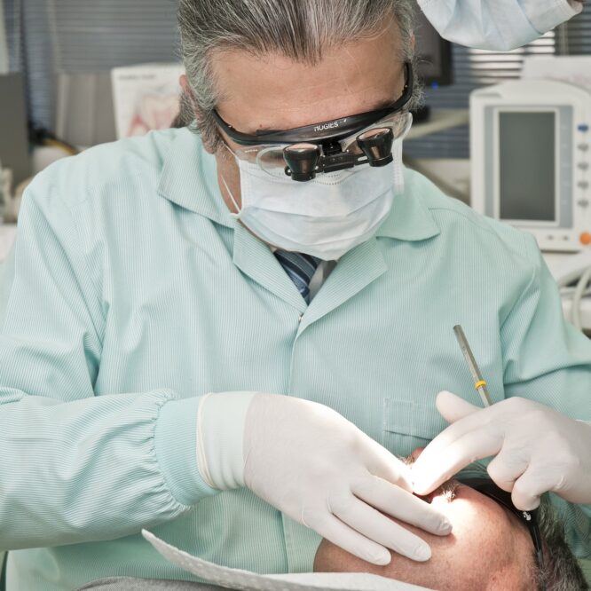 medicament regeneration dentaire