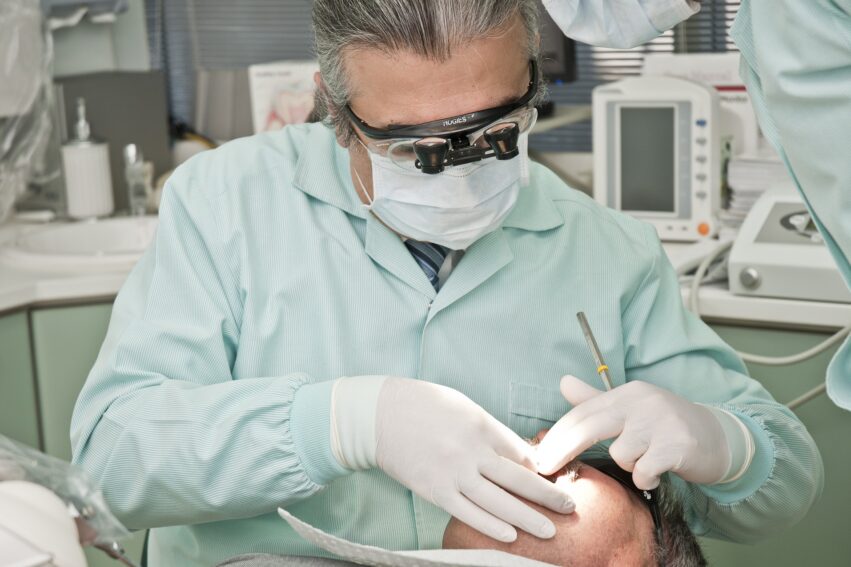 medicament regeneration dentaire