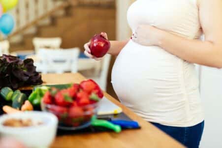 alimentation mere acide ursolique sante neuronale generations couv
