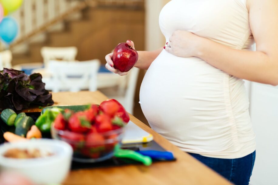 alimentation mere acide ursolique sante neuronale generations couv