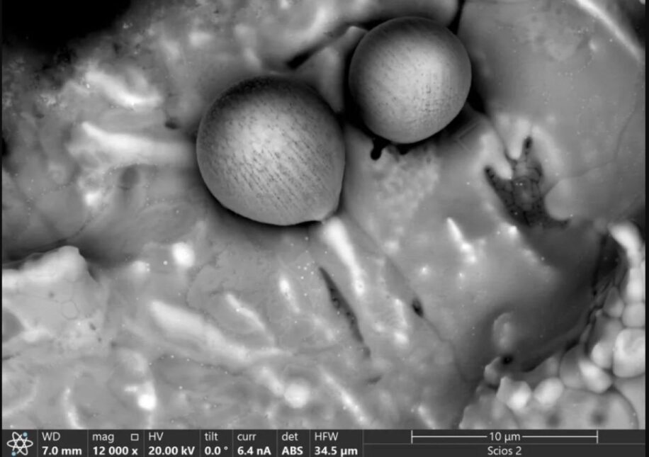 spherule ocean pacifique origine extrastellaire couv