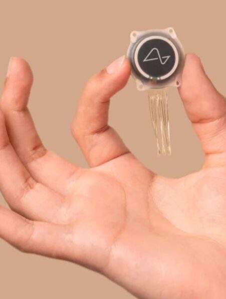 neuralink recrute desormais humains tester produits couv