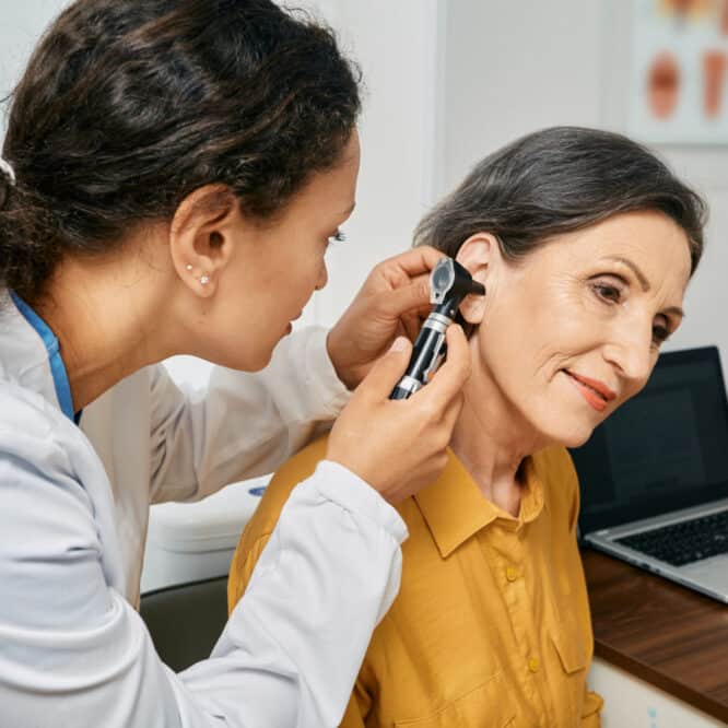 quand consulter un audioprothesiste pour des problemes audition couv