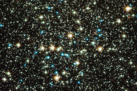 univers expansion theorie revise vide spatial couv