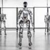 robot figure reproduit taches humaines en apprenant couv