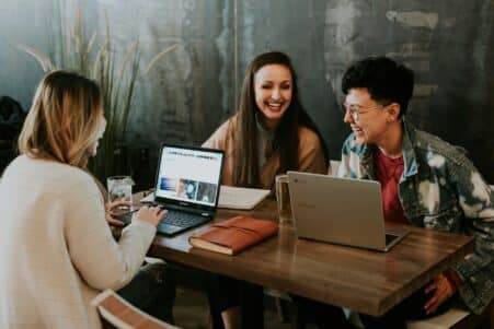 ia pourrait contribuer adoption semaine travail quatre jours couv