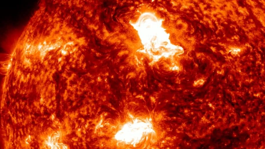 double eruption solaire